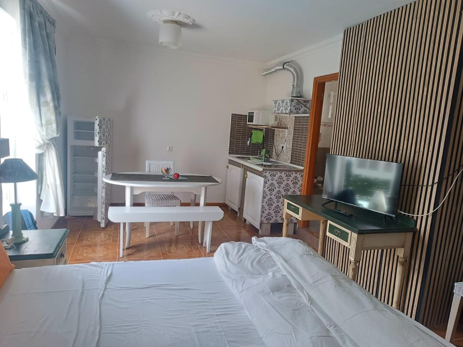 Solo Adultos, Las Tuneras Rooms La Oliva Exteriér fotografie