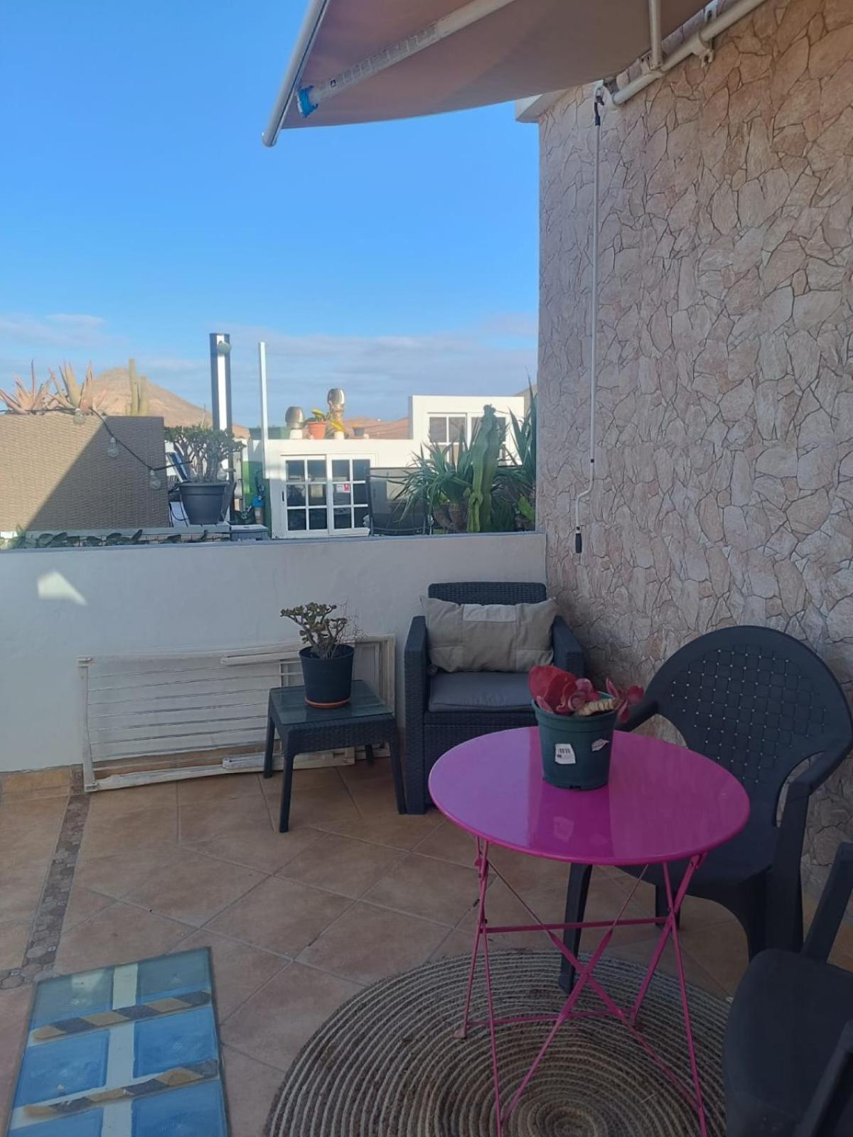 Solo Adultos, Las Tuneras Rooms La Oliva Exteriér fotografie